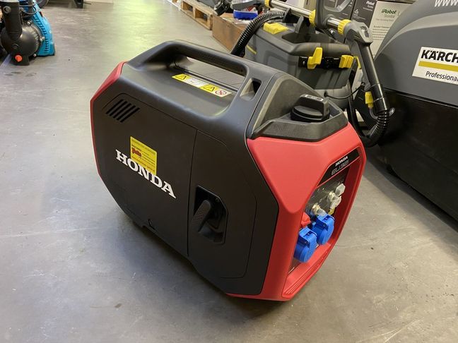 [3244-3170467-0_1.jpg]