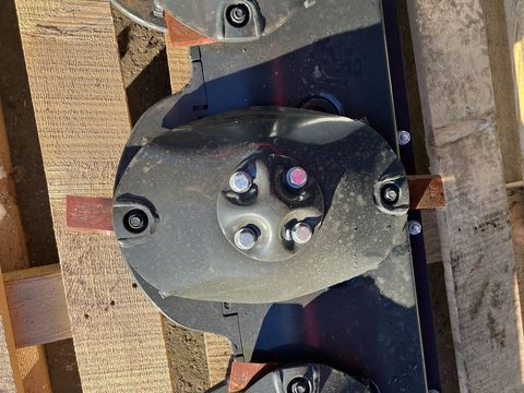 [3244-3448016-18.jpg]