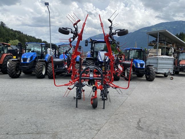 [3244-3706398-0_1.jpg]