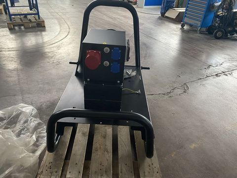 [3244-3780737-5.jpg]