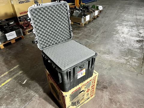 [3244-3905594-1.jpg]