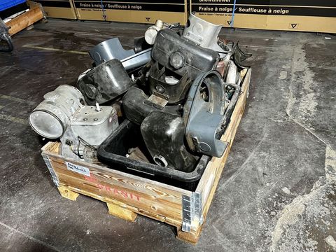 [3244-3912495-4.jpg]