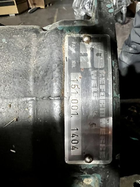 [3244-3912496-3.jpg]