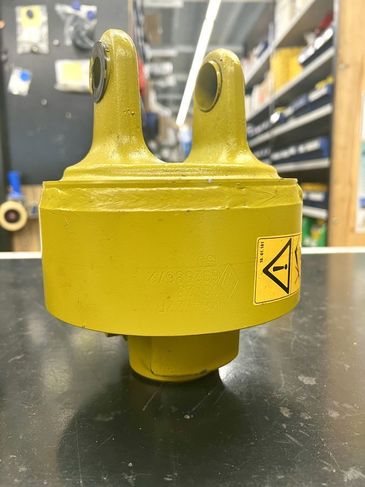 [3244-4054521-0_1.jpg]