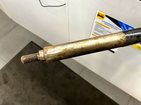 [3244-4058548-1.jpg]