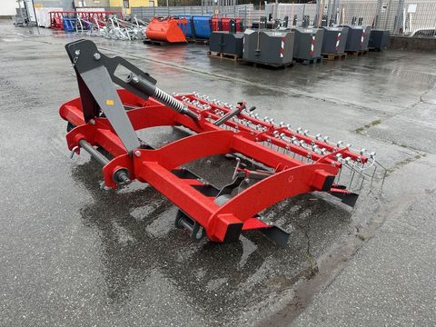 [3244-4180512-0.jpg]