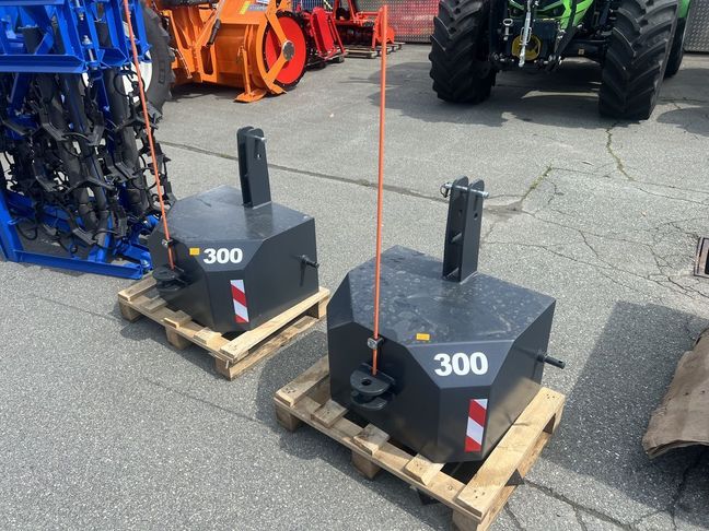 [3244-4204347-0_1.jpg]