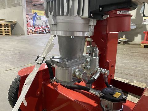 [3244-4231561-10.jpg]