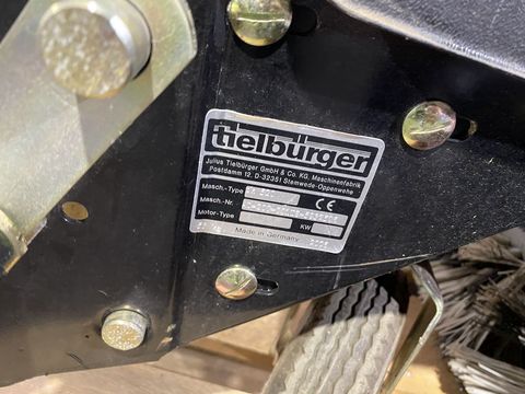 [3244-4331378-5.jpg]