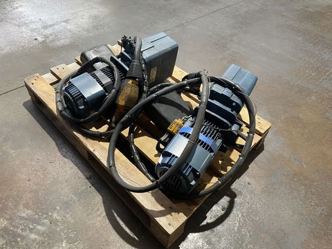 [3244-4407617-8.jpg]