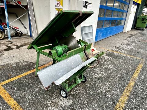 [3244-4575751-6.jpg]