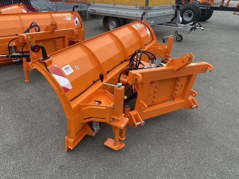 [3244-4739838-9.jpg]