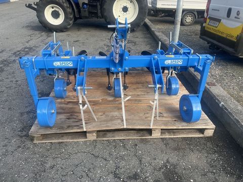 [3244-4794729-1.jpg]