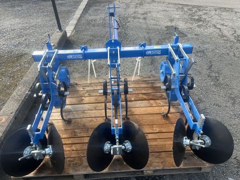 [3244-4794729-10.jpg]