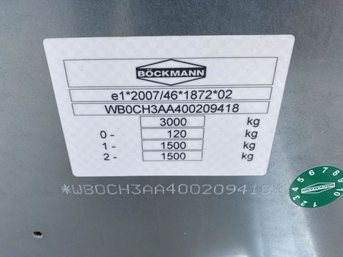 [3244-4919223-19.jpg]