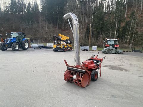 [3244-4938928-4.jpg]