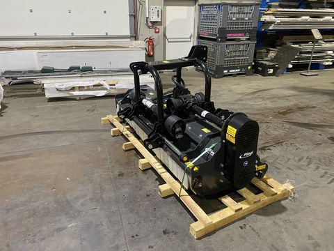 [3244-5279905-12.jpg]