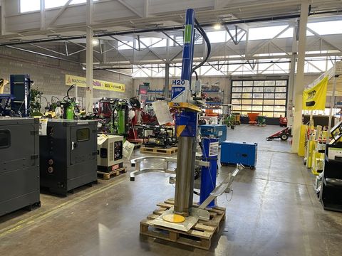 [3244-5301731-23.jpg]