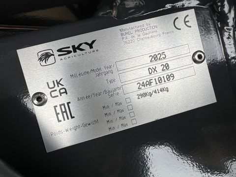 [3244-5490181-18.jpg]