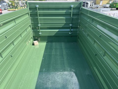 [3244-5667353-14.jpg]