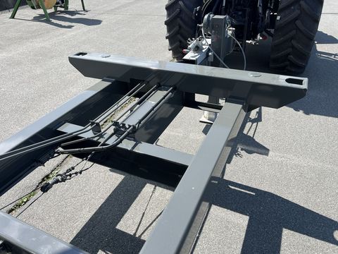 [3244-5667353-27.jpg]