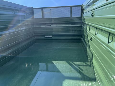 [3244-5667353-28.jpg]