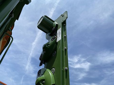 [3244-5795788-15.jpg]