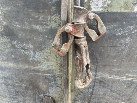 [3244-6010317-10.jpg]