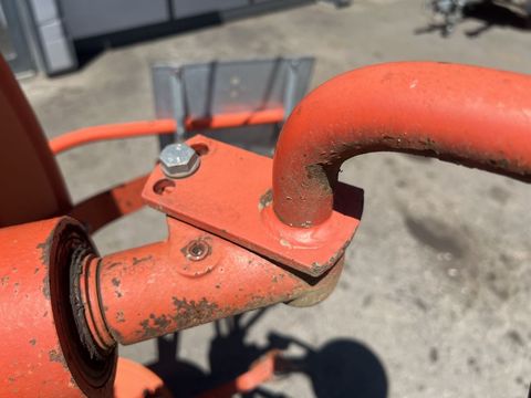 [3244-6013934-12.jpg]