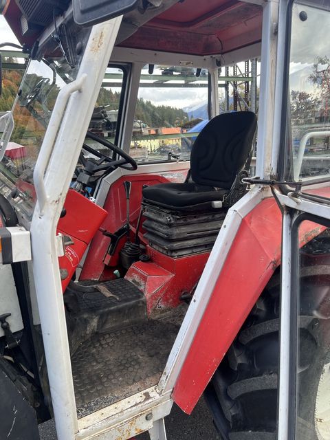 [3244-6376677-6.jpg]