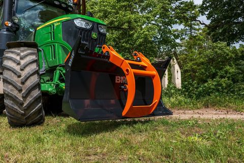 [3244-6395385-14.jpg]