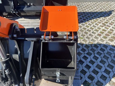 [3244-6395385-6.jpg]