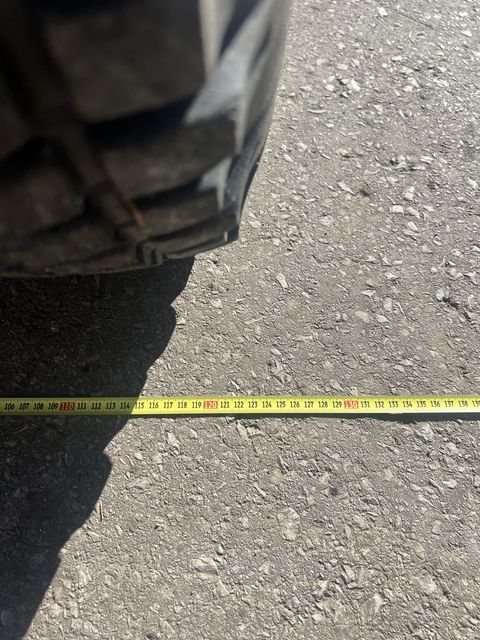 [3244-6403181-14.jpg]