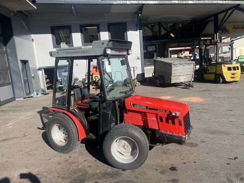 [3244-6403181-2.jpg]