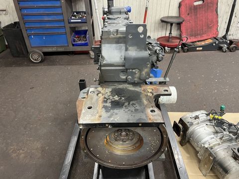 [3244-6409982-6.jpg]