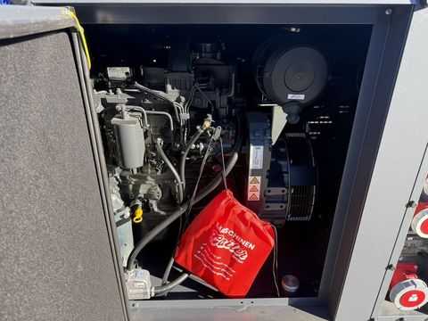 [3244-6470315-3.jpg]