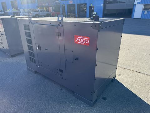 [3244-6470315-7.jpg]