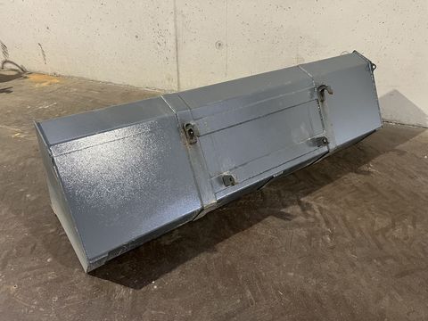 [3244-6484957-4.jpg]