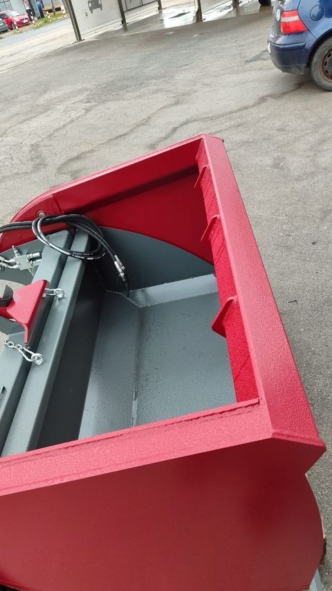 [3244-6492688-7.jpg]