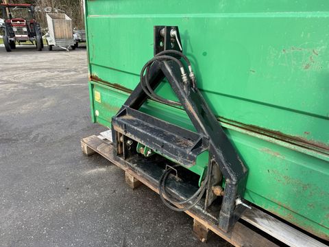 [3244-6495427-11.jpg]