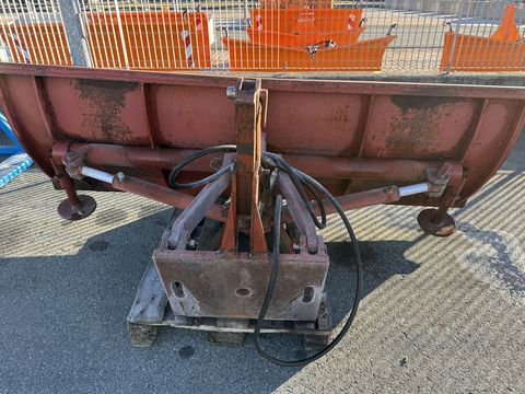 [3244-6519102-3.jpg]