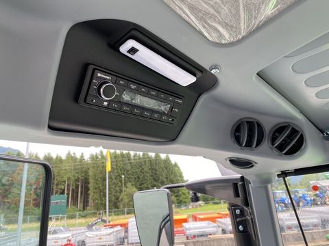 [3244-6546547-24.jpg]