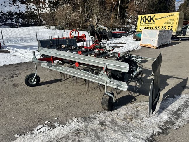 [3244-6649705-0_1.jpg]