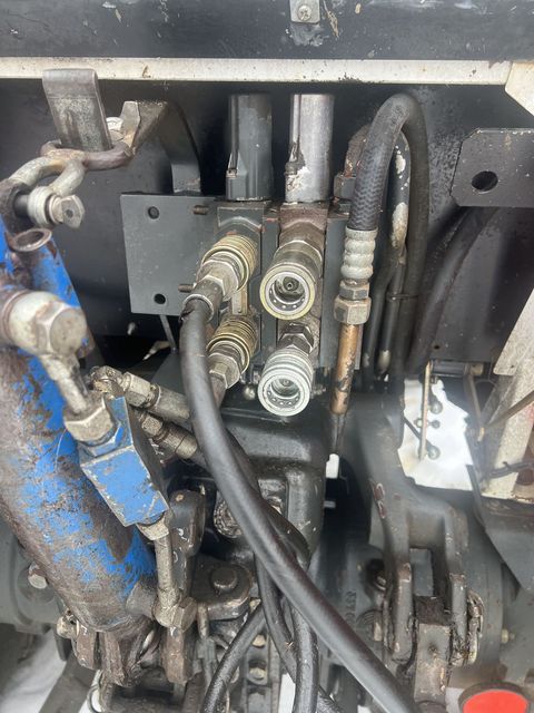 [3244-6681906-6.jpg]