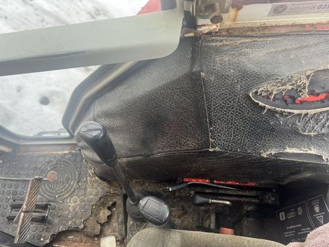 [3244-6681906-9.jpg]