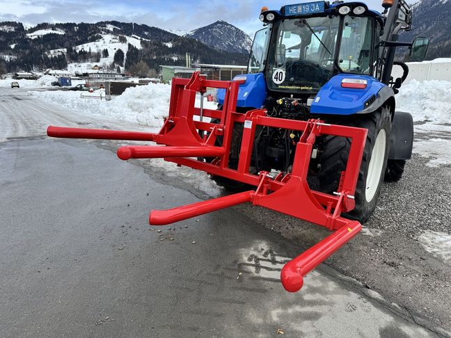 [3244-6712742-0_1.jpg]