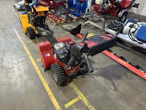 [3244-6725445-5.jpg]