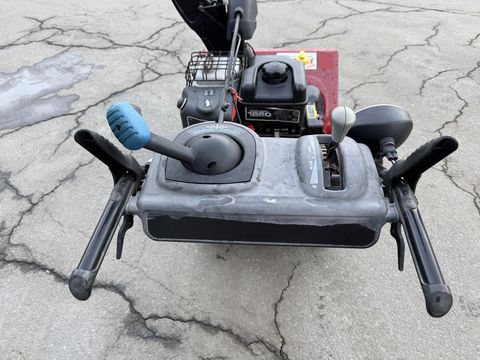 [3244-6750661-4.jpg]