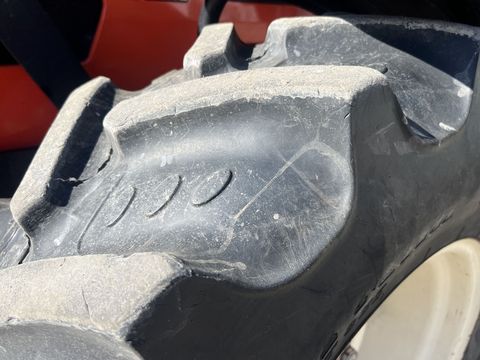 [3244-6753922-23.jpg]