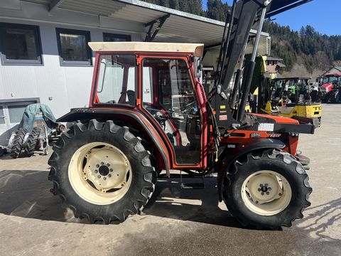 [3244-6753922-5.jpg]